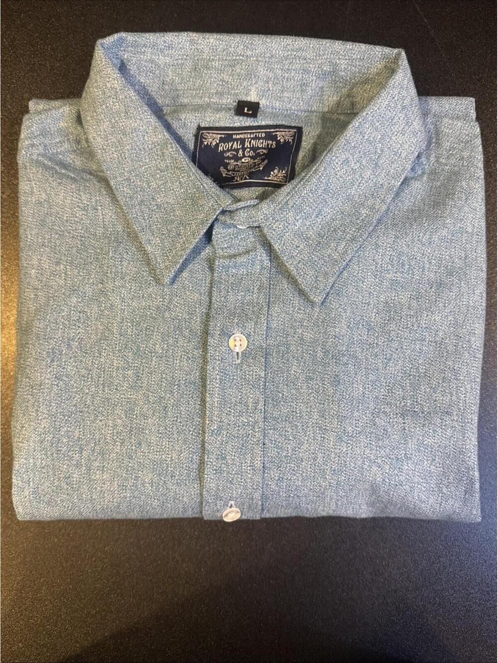 Royal Knight Men’s Large Blue Button Down Shirt (651)